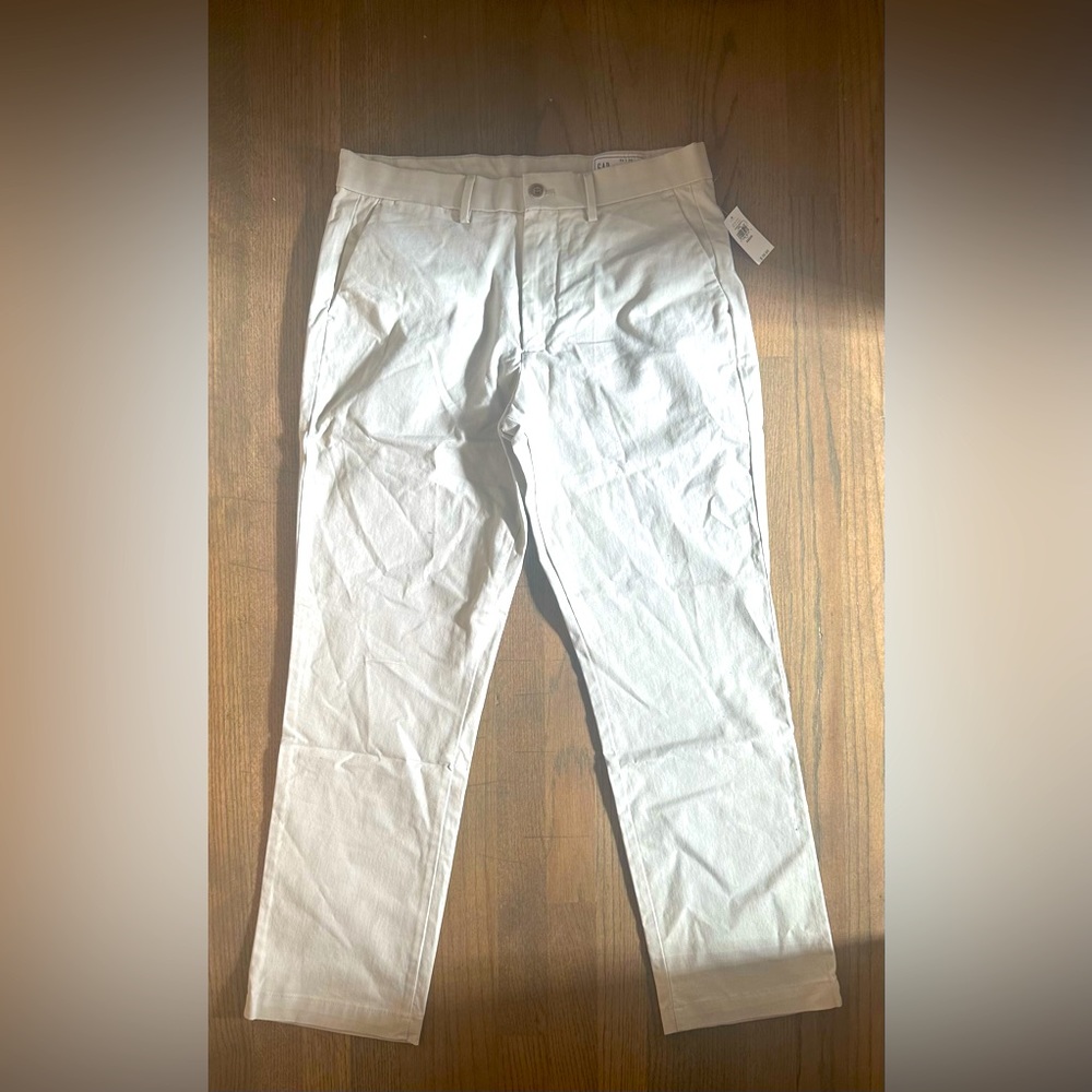 Gap NWT Khaki Straight Dress Pants-Size 32 x 30